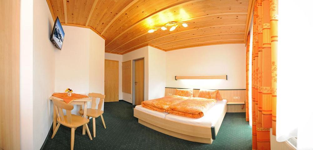 Gaestehaus Standardhaus Saalbach-Hinterglemm Exteriör bild