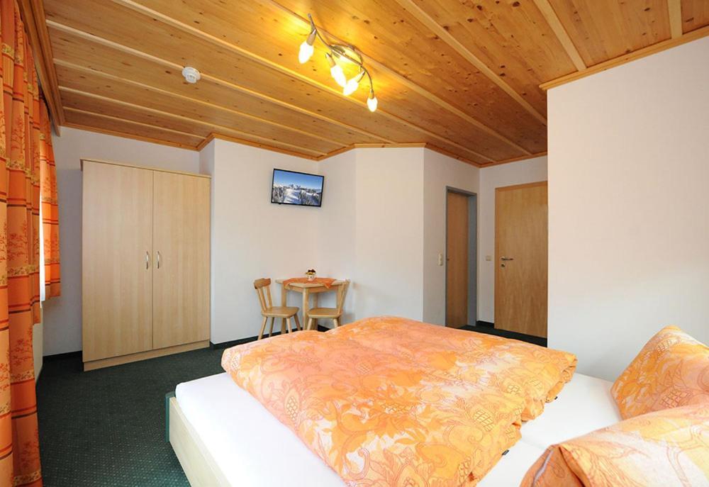 Gaestehaus Standardhaus Saalbach-Hinterglemm Exteriör bild