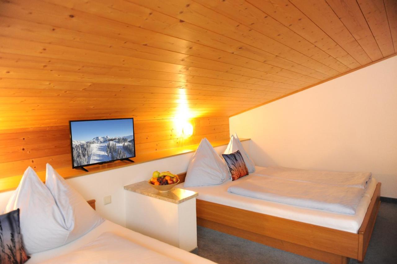 Gaestehaus Standardhaus Saalbach-Hinterglemm Exteriör bild