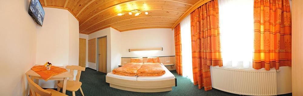 Gaestehaus Standardhaus Saalbach-Hinterglemm Exteriör bild