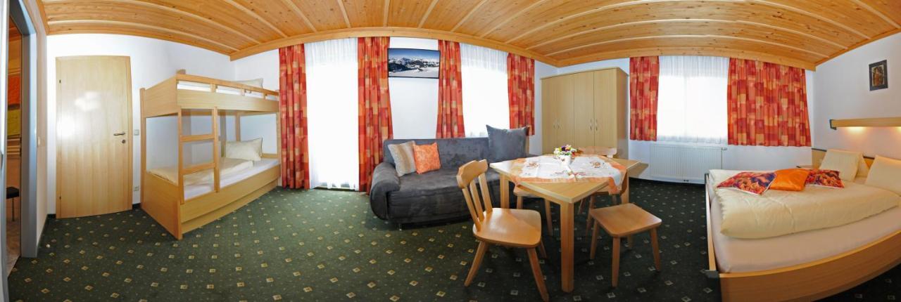 Gaestehaus Standardhaus Saalbach-Hinterglemm Exteriör bild