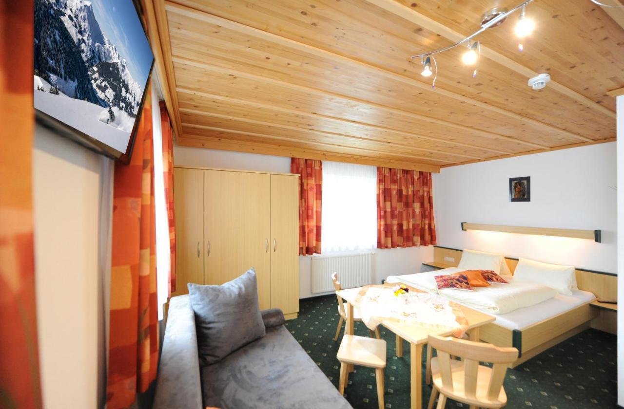 Gaestehaus Standardhaus Saalbach-Hinterglemm Exteriör bild
