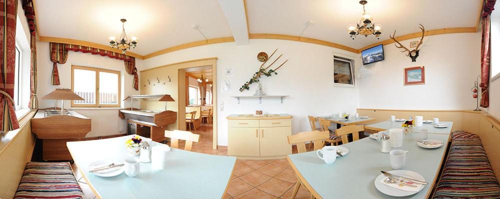 Gaestehaus Standardhaus Saalbach-Hinterglemm Exteriör bild